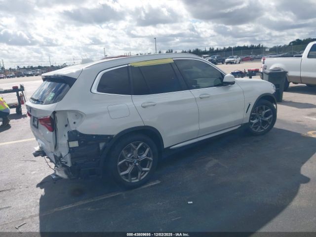 2021 BMW X3 5UXTY3C07M9H13113 Photo 3