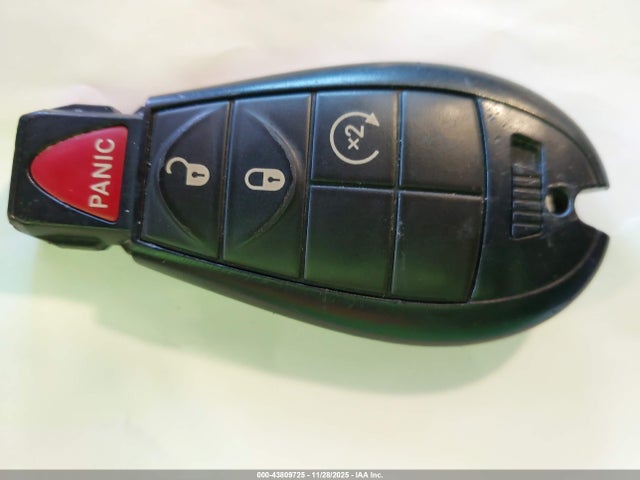 43809725 :رقم المزاد ، 1C4RJFAG4DC561924 vin ، 2013 Jeep Grand Cherokee Laredo Altitude مزاد بيع