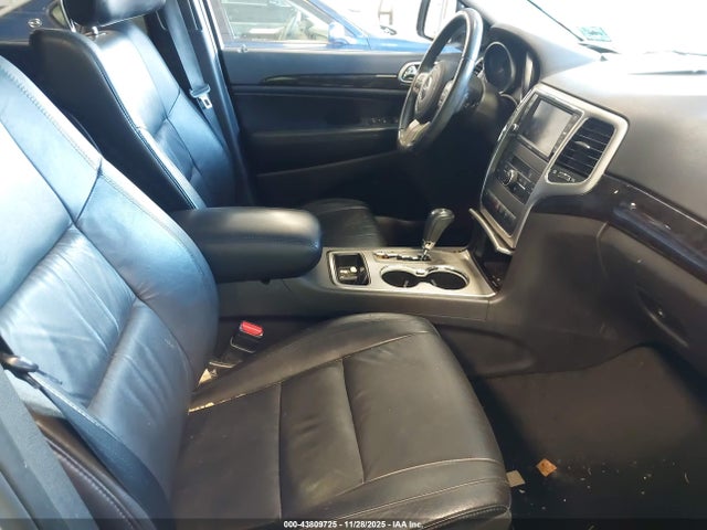 43809725 :رقم المزاد ، 1C4RJFAG4DC561924 vin ، 2013 Jeep Grand Cherokee Laredo Altitude مزاد بيع
