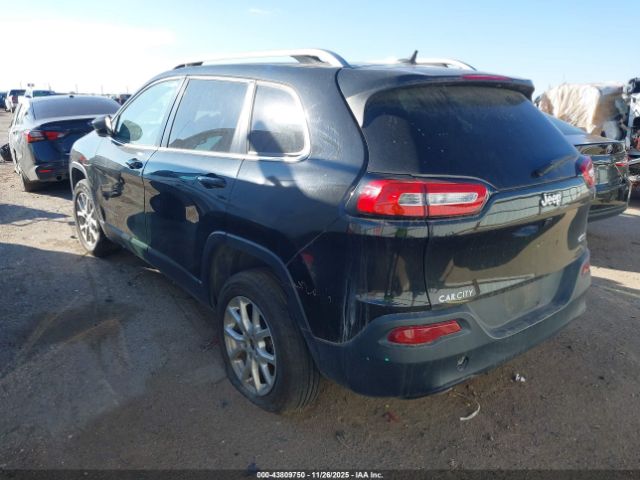 2016 JEEP CHEROKEE 1C4PJLCB9GW113818 Photo 2