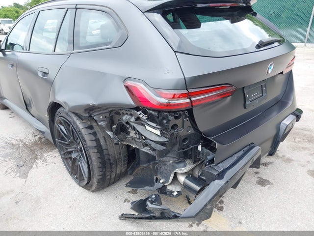2026 Bmw M5 Touring მანქანა იყიდება აუქციონზე, vin: WBS83GV07TCW00246, აუქციონის ნომერი: 43809856