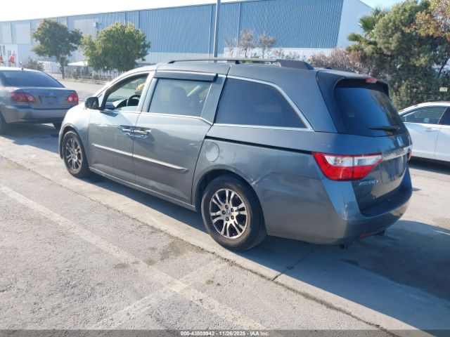 2011 HONDA ODYSSEY 5FNRL5H63BB052585 Photo 2