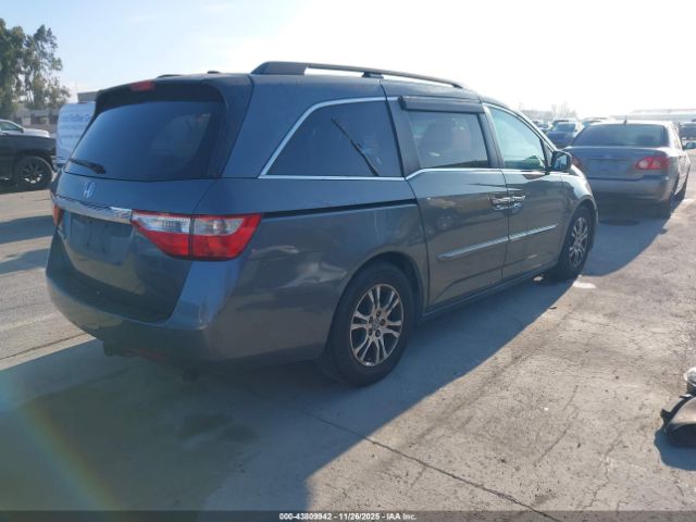 2011 HONDA ODYSSEY 5FNRL5H63BB052585 Photo 3