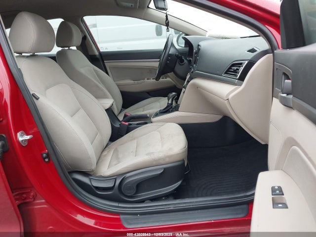 KMHD84LF5HU165110 Hyundai ELANTRA SE