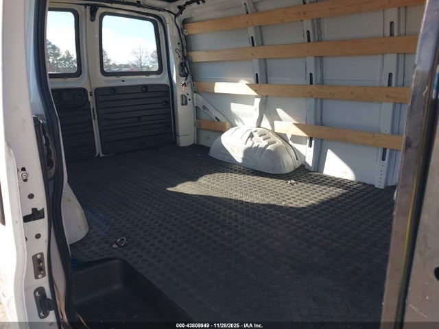 1GTW7AFG1L1261149 GMC Savana Cargo Rwd 2500 Regular Wheelbase Work Van