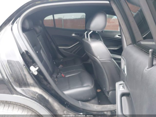 2017 MERCEDES-BENZ GLA 250 WDCTG4GB5HJ328845 Photo 7