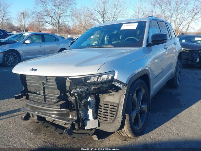 2025 Jeep Grand Cherokee Altitude X 4x4 მანქანა იყიდება აუქციონზე, vin: 1C4RJHAG2SC329220, აუქციონის ნომერი: 43810016