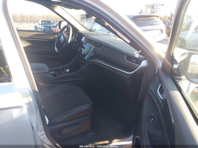 2025 Jeep Grand Cherokee Altitude X 4x4 მანქანა იყიდება აუქციონზე, vin: 1C4RJHAG2SC329220, აუქციონის ნომერი: 43810016