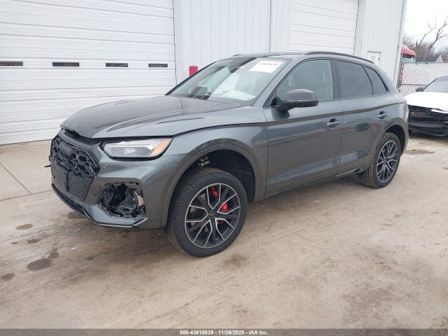 2025 AUDI SQ5 WA1B4AFY2S2054840 Photo 1
