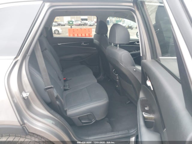 2018 KIA SORENTO 5XYPG4A37JG407917 Photo 7