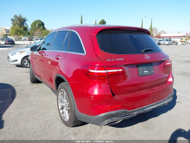 Mercedes-Benz GLC 300 2017 WDC0G4JB8HF132896 Image 3