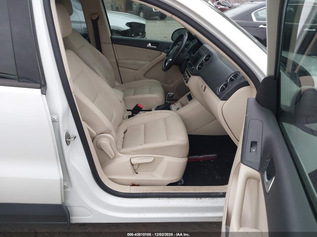 WVGBV7AX9HK023061 Volkswagen Tiguan 2.0t/2.0t S