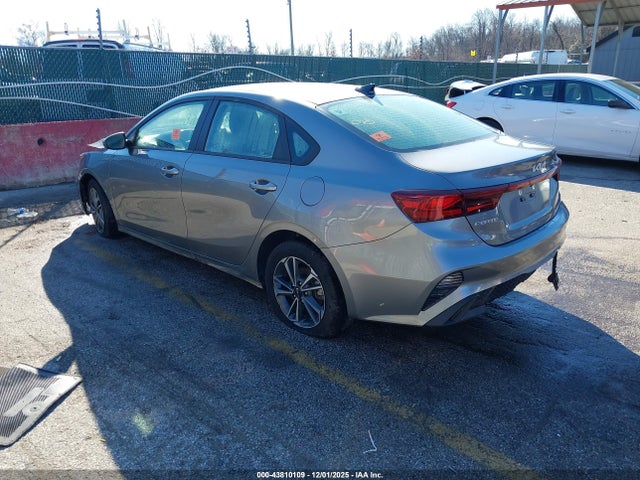 2024 Kia Forte Lxs მანქანა იყიდება აუქციონზე, vin: 3KPF24AD6RE758572, აუქციონის ნომერი: 43810109