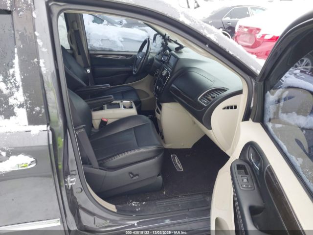 2016 CHRYSLER TOWN & COUNTRY 2C4RC1CG0GR188385 Photo 4