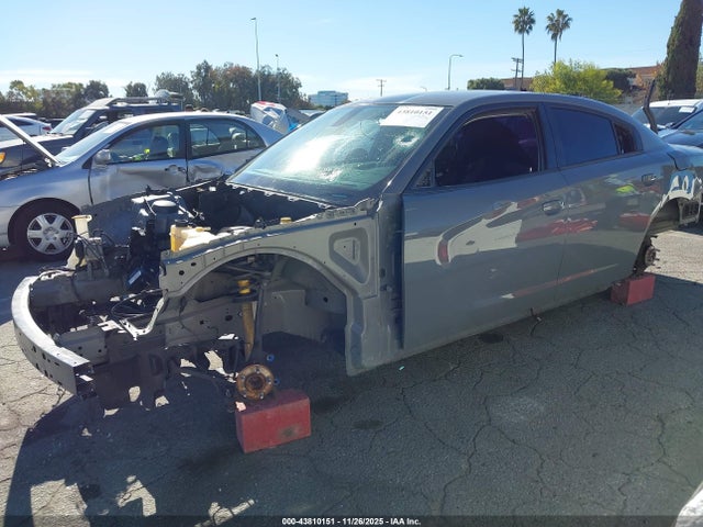 2C3CDXGJ2JH329972 Dodge Charger R/t Scat Pack Rwd