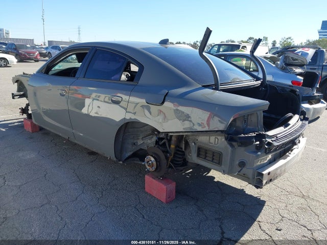 2C3CDXGJ2JH329972 Dodge Charger R/t Scat Pack Rwd