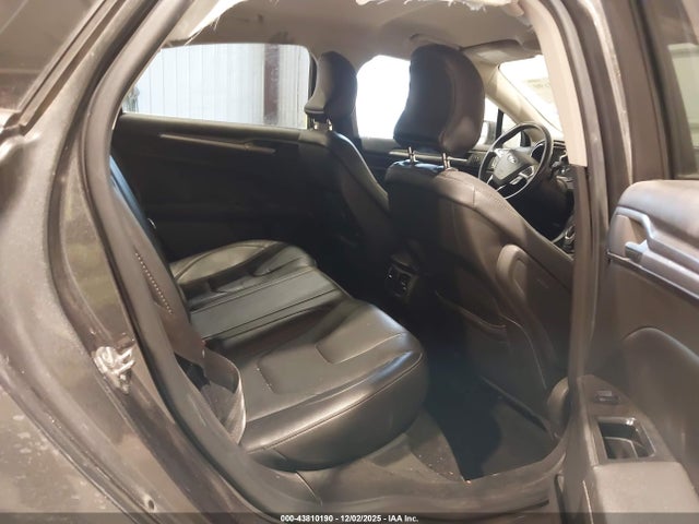 Ford Fusion Titanium 2015 3FA6P0K97FR170128 Image 8