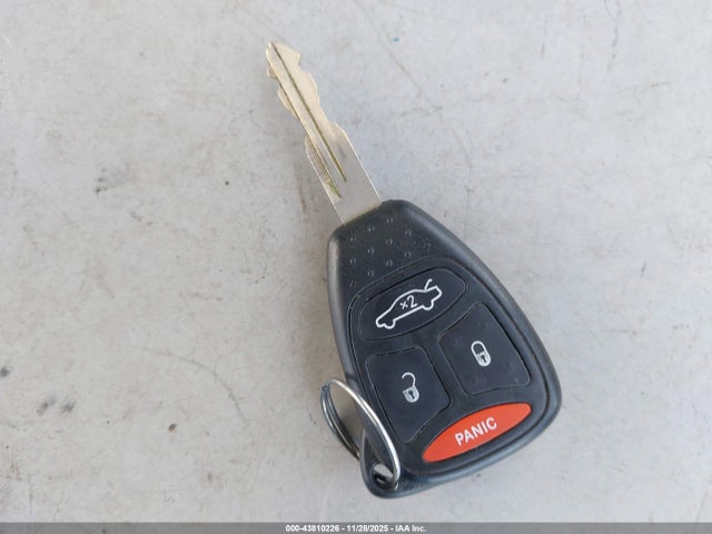 43810226 :رقم المزاد ، 2C3LA73W26H377781 vin ، 2006 Chrysler 300c Srt8 مزاد بيع
