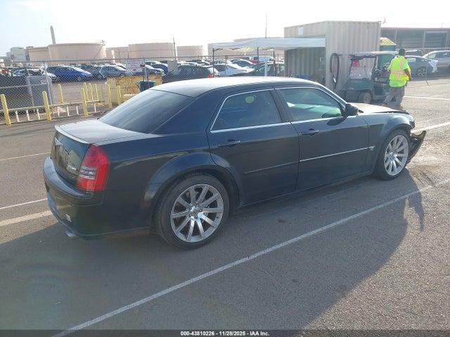 43810226 :رقم المزاد ، 2C3LA73W26H377781 vin ، 2006 Chrysler 300c Srt8 مزاد بيع