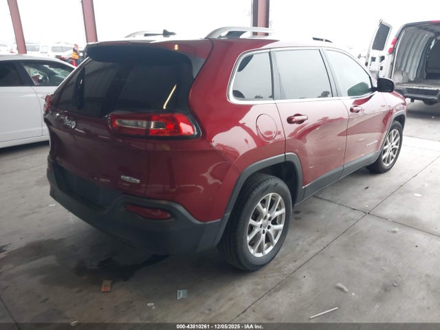 1C4PJLCB4FW596617 Jeep Cherokee Latitude