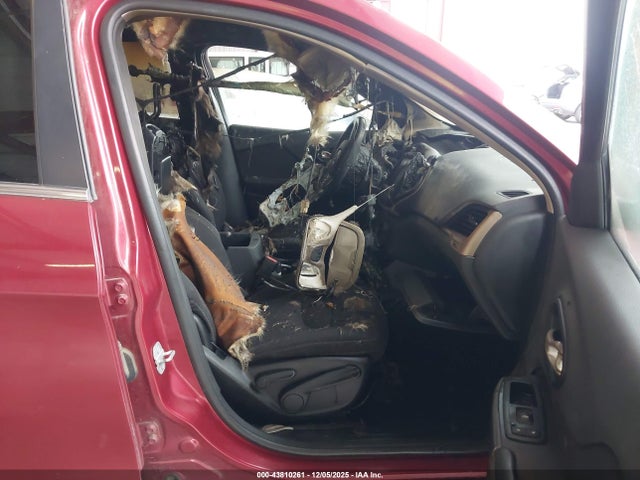 1C4PJLCB4FW596617 Jeep Cherokee Latitude