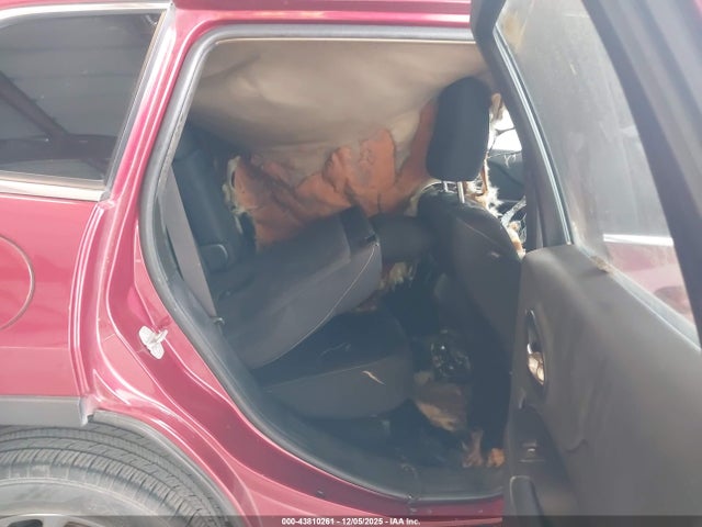 1C4PJLCB4FW596617 Jeep Cherokee Latitude
