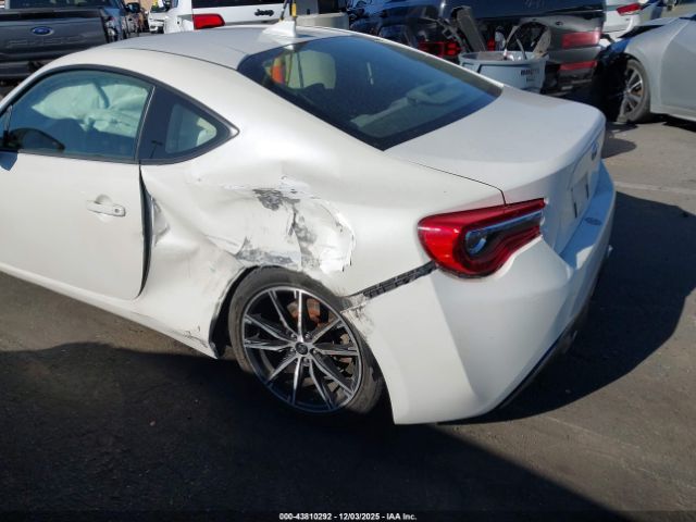 2017 TOYOTA 86 JF1ZNAA14H8701908 Photo 5