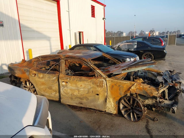 2C3CDXGJXKH696538 Dodge Charger Scat Pack Rwd