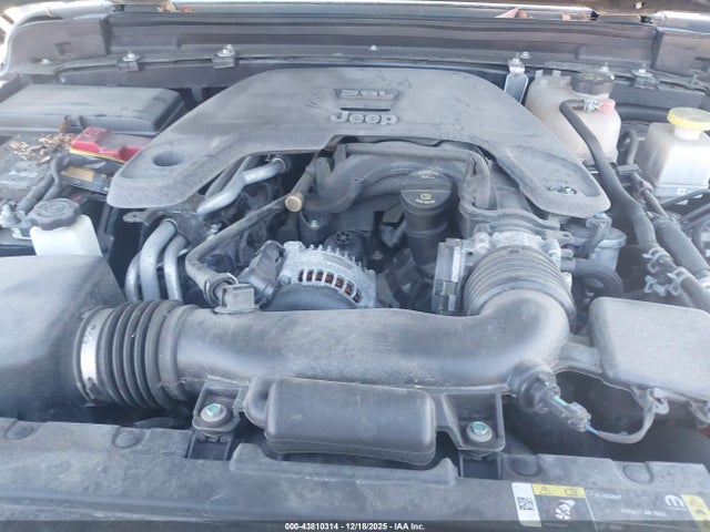 1C6JJTAG4ML553471 Jeep Gladiator Sport S 4x4