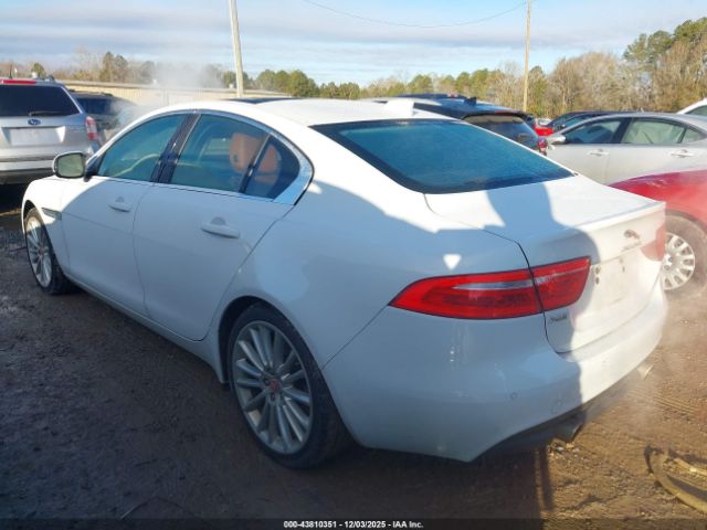 2018 JAGUAR XE SAJAN4EVXJCP17217 Photo 2