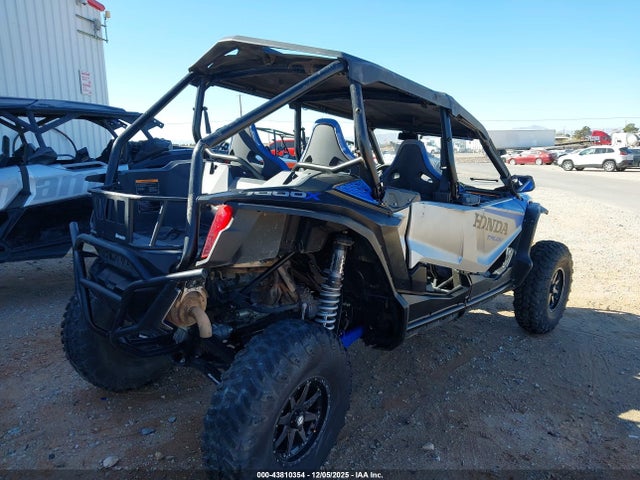 Honda Sxs1000 S4x 2022 1HFVE06E2N4200541 Image 4