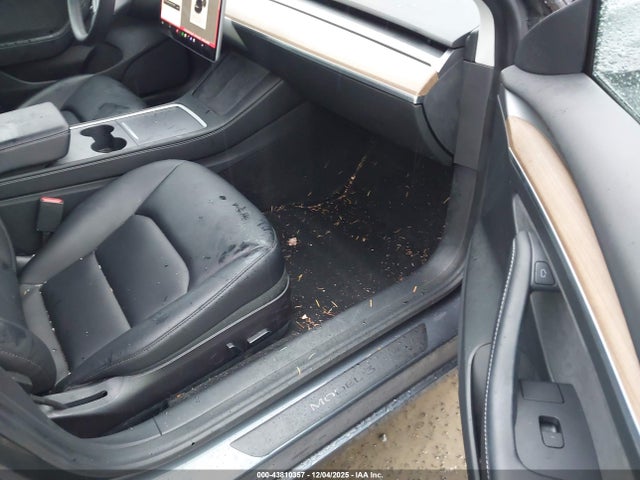 2021 TESLA MODEL 3 5YJ3E1EA5MF023481 Photo 4