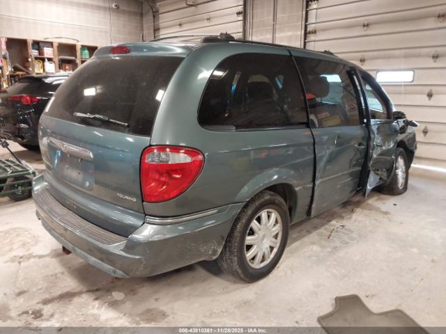 2005 CHRYSLER TOWN & COUNTRY 2C4GP54LX5R119473 Photo 3