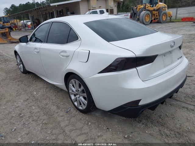 2016 LEXUS IS 200T JTHBA1D2XG5017777 Photo 2