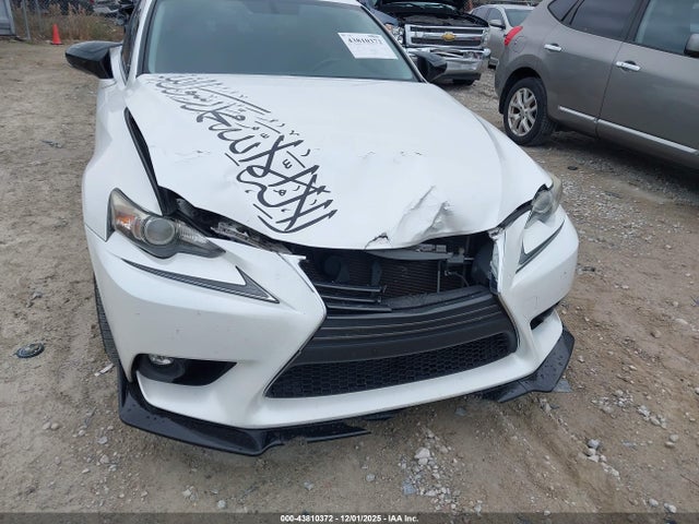 2016 LEXUS IS 200T JTHBA1D2XG5017777 Photo 5