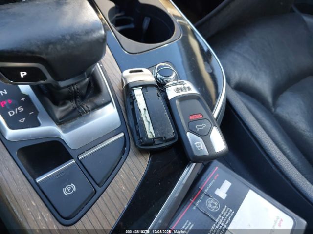 2017 AUDI Q7 WA1LAAF75HD010574 Photo 10