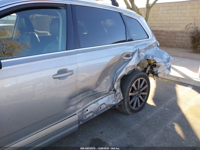 2017 AUDI Q7 WA1LAAF75HD010574 Photo 5