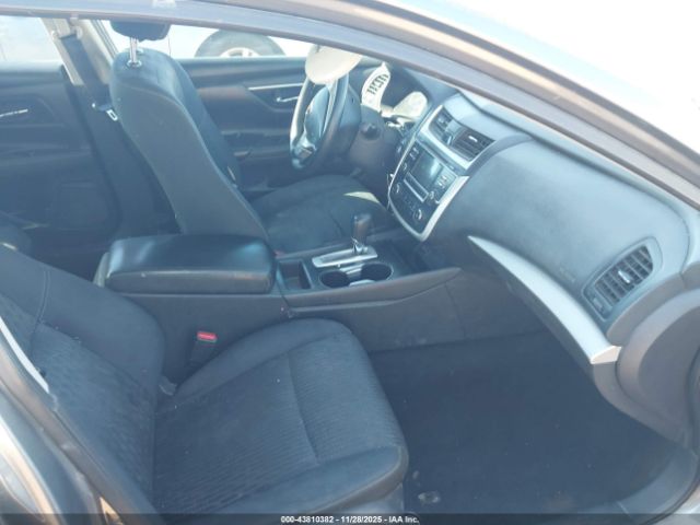 2016 NISSAN ALTIMA 1N4AL3AP6GC245411 Photo 4