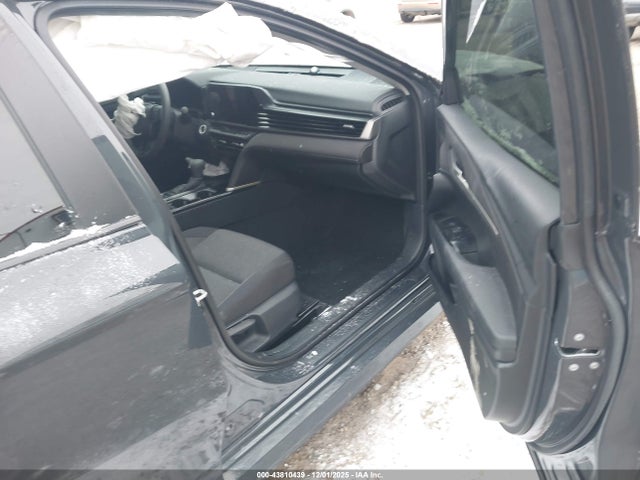 2025 TOYOTA CAMRY 4T1DBADK5SU508713 Photo 4