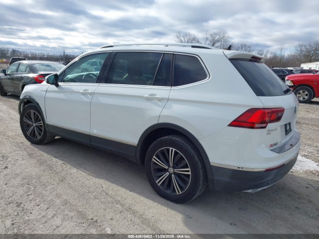 2019 VOLKSWAGEN TIGUAN 3VV2B7AX9KM070542 Photo 2