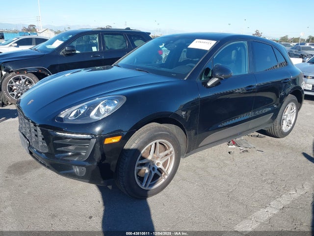 2018 PORSCHE MACAN WP1AA2A51JLB22257 Photo 1