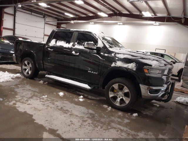 43810589 :رقم المزاد ، 1C6SRFJT5LN222574 vin ، 2020 Ram 1500 Laramie  4x4 5'7 Box مزاد بيع