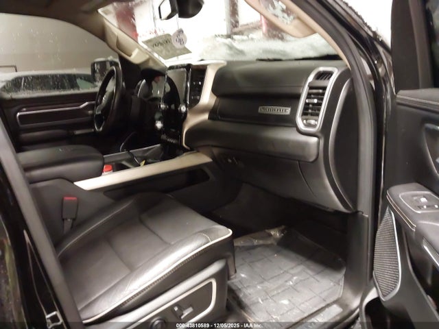 43810589 :رقم المزاد ، 1C6SRFJT5LN222574 vin ، 2020 Ram 1500 Laramie  4x4 5'7 Box مزاد بيع