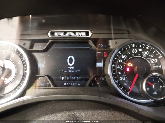 43810589 :رقم المزاد ، 1C6SRFJT5LN222574 vin ، 2020 Ram 1500 Laramie  4x4 5'7 Box مزاد بيع