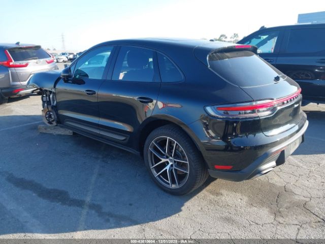 2024 PORSCHE MACAN WP1AA2A59RLB17531 Photo 2