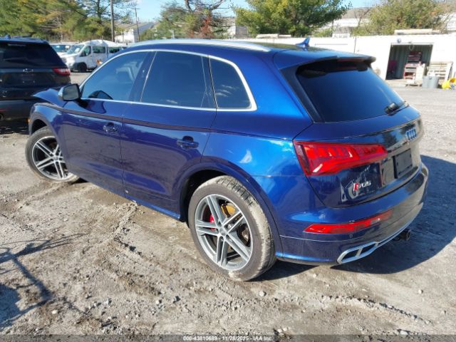 2018 AUDI SQ5 WA1C4AFY2J2092944 Photo 2