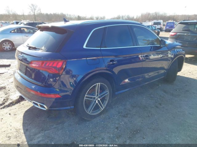 2018 AUDI SQ5 WA1C4AFY2J2092944 Photo 3
