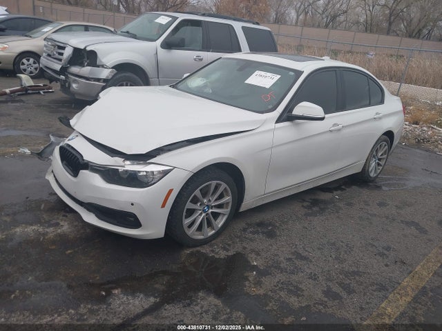 2017 Bmw 320i Xdrive მანქანა იყიდება აუქციონზე, vin: WBA8A3C36HK692236, აუქციონის ნომერი: 43810731