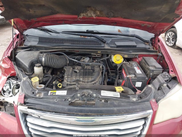 Продажа на аукционе авто 2015 Chrysler Town & Country Touring, vin: 2C4RC1BG2FR505891, номер лота: 43810775
