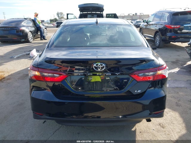 4T1C11AK8RU909461 Toyota CAMRY LE